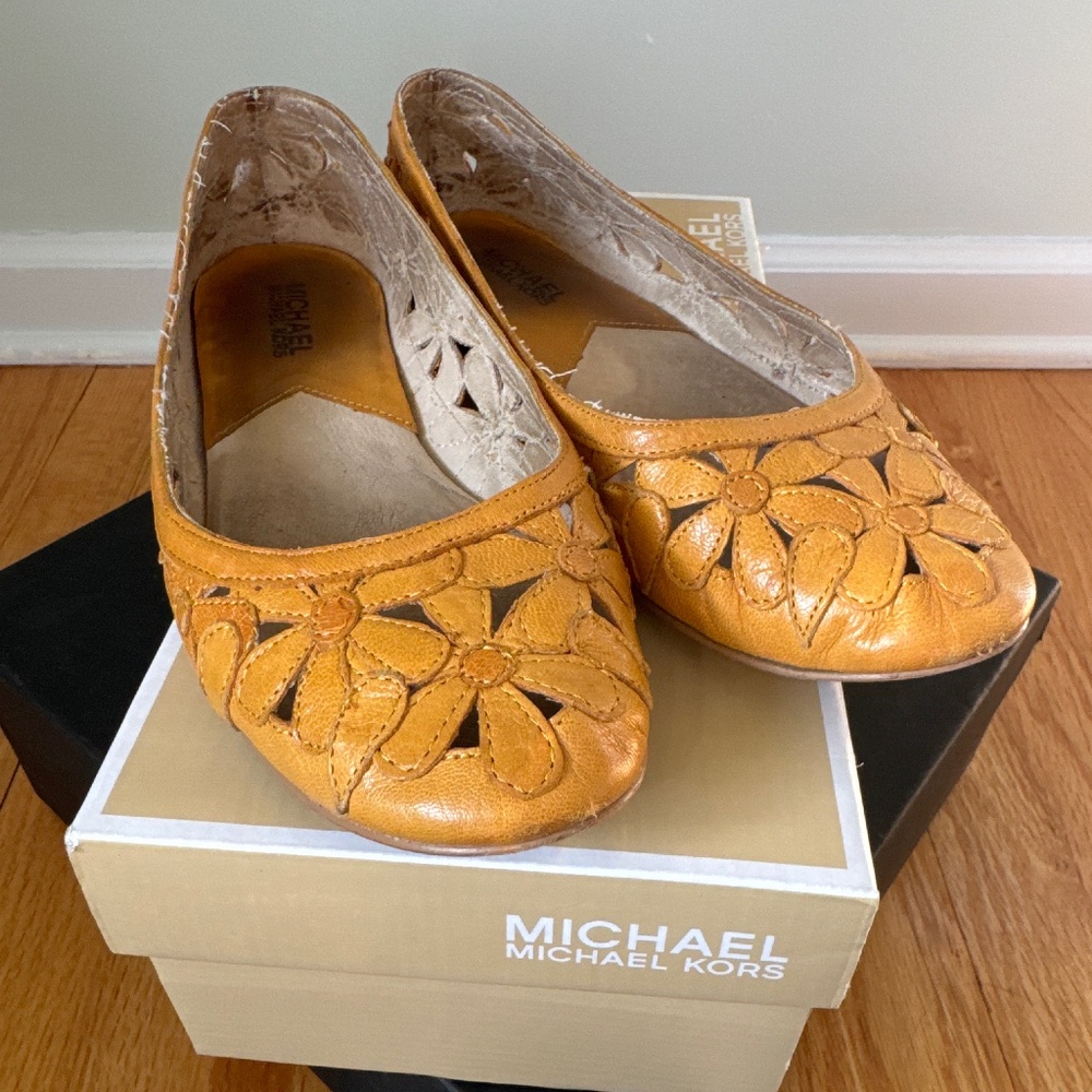 Michael Kors Flats